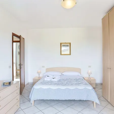 Case Sobrini Apartment Vada